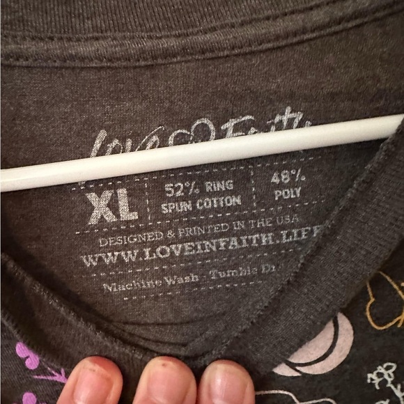 Lot of Love in Faith T-Shirts - Picture 2 of 15